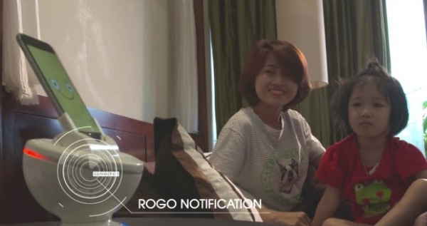 「奇酷」買個(gè)手機(jī)充電座，回家才發(fā)現(xiàn)是個(gè)機(jī)器人